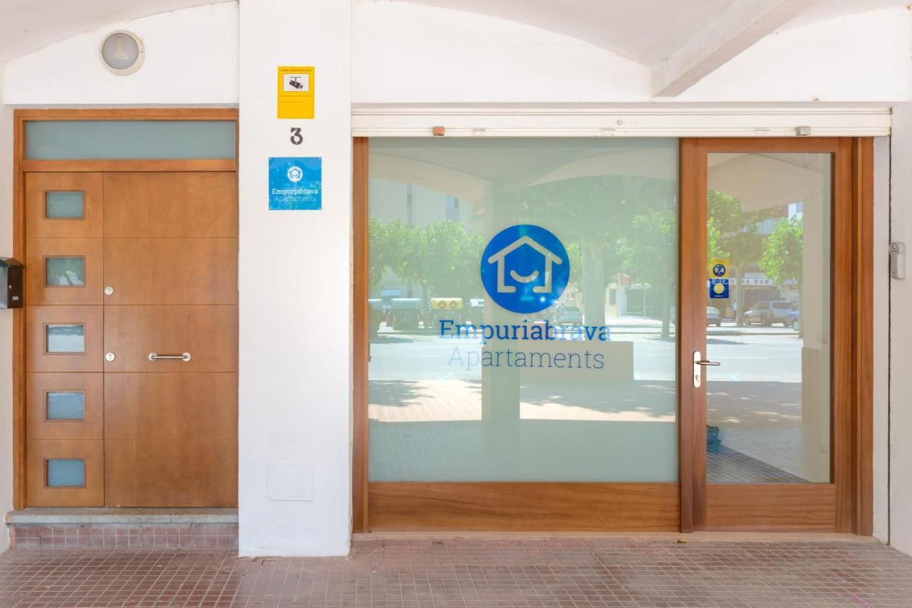 Empuriabrava Apartaments No 5 Bagian luar foto